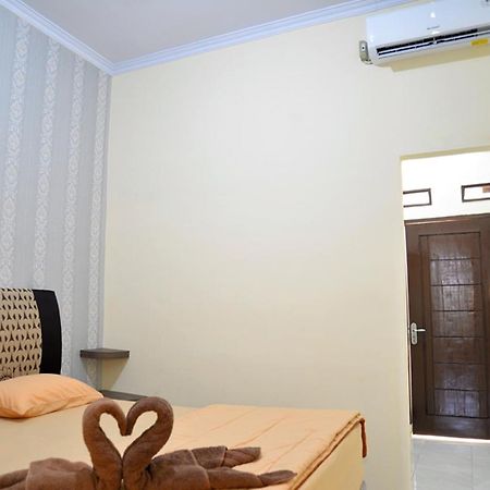Haura Syariah Home Stay Bandar Lampung Zewnętrze zdjęcie