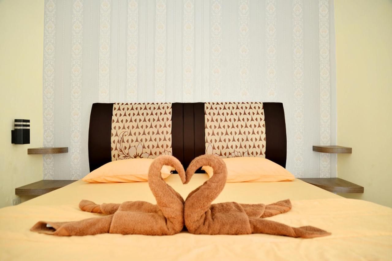 Haura Syariah Home Stay Bandar Lampung Zewnętrze zdjęcie