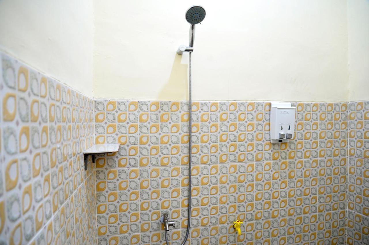 Haura Syariah Home Stay Bandar Lampung Zewnętrze zdjęcie